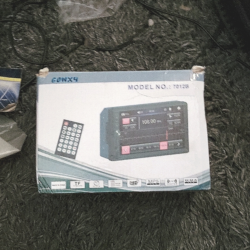 7" TFT HD TOUCH SCREEN BT/FM/TF/USB MP5 REARVIEW CAMERA CAR STEREO RECEIVER